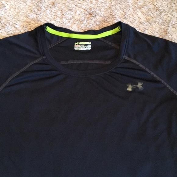 UNDER ARMOUR ladies Dri Fit Shirt - sz Med - Picture 2 of 7